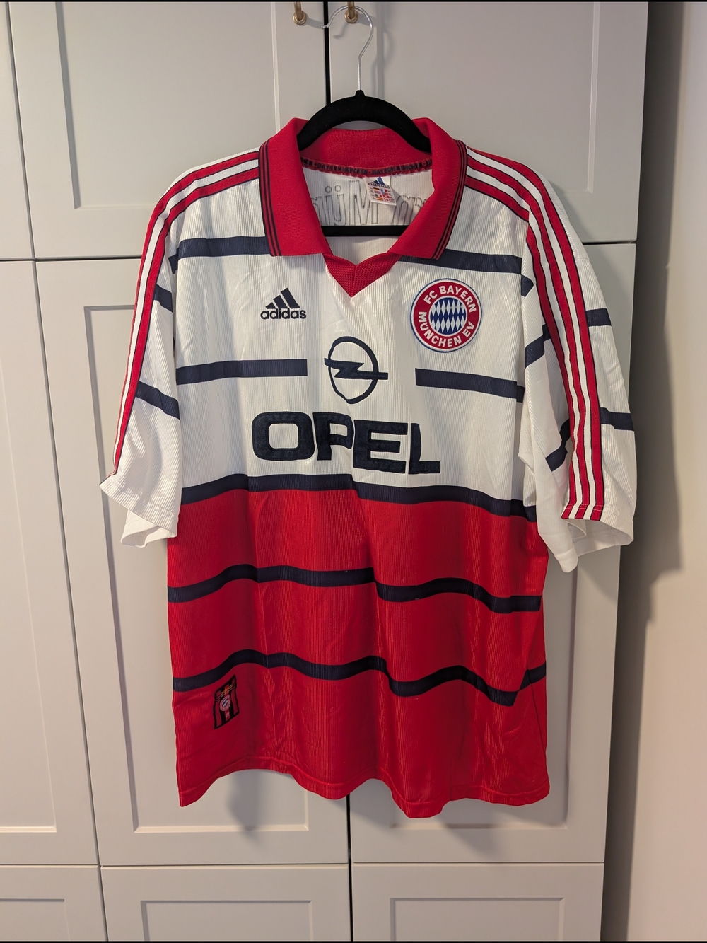 Adidas Vintage 1998/1999 Bayern Munich Away Jersey. Men's XXL.